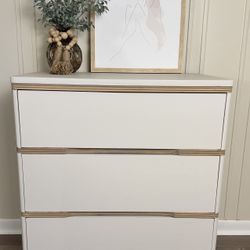 3 drawer solid wood dresser, white