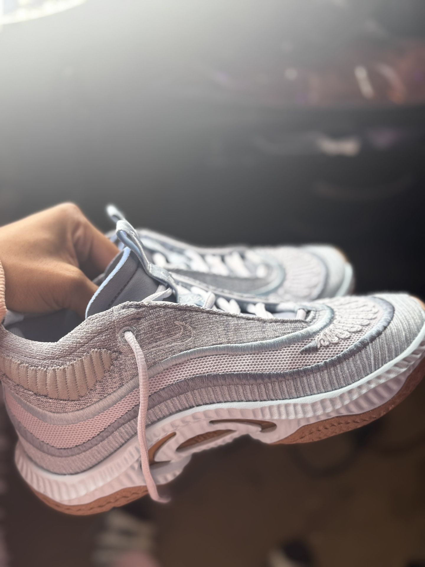 Nike Cosmic Unity 3 Shine Together Women’s Size 7