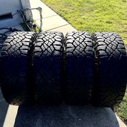 265/70r17 (32x11.0r17) Goodyear Duratrac RTs 80% Tread Load E 10 Ply
