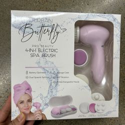 NWT 4-in-1 Electric SPA brush set