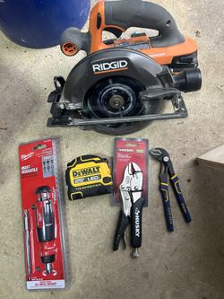 Cordless Circular Saw And Hand Tools
