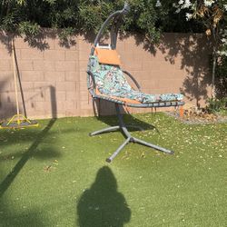 Outdoor swing