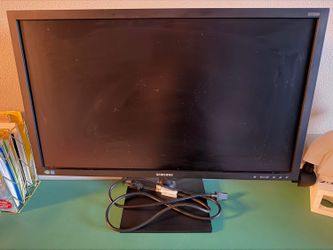 27 inch Samsung S27E650PL LED Business Monitor.