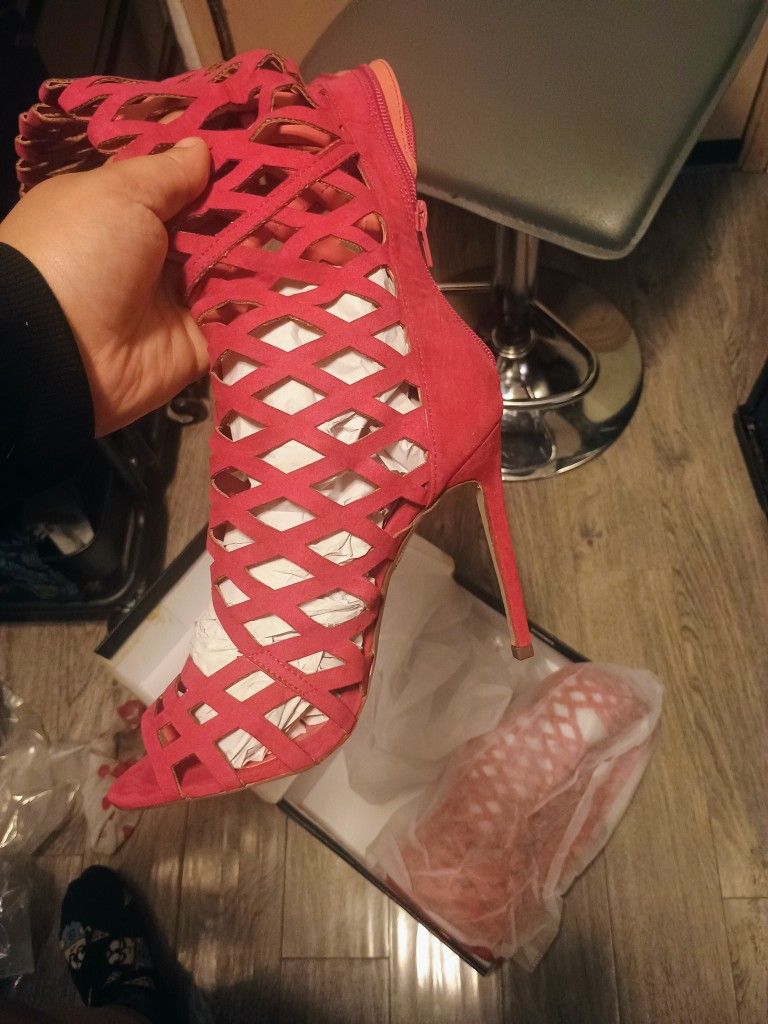Brand New Women's Pink Knee-high Boots