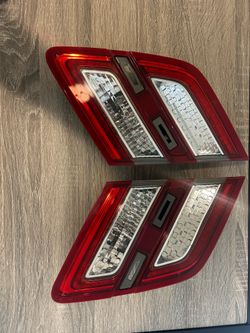Ford Taurus headlights and trunk lights