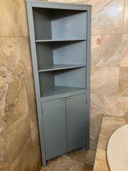 Corner cabinet