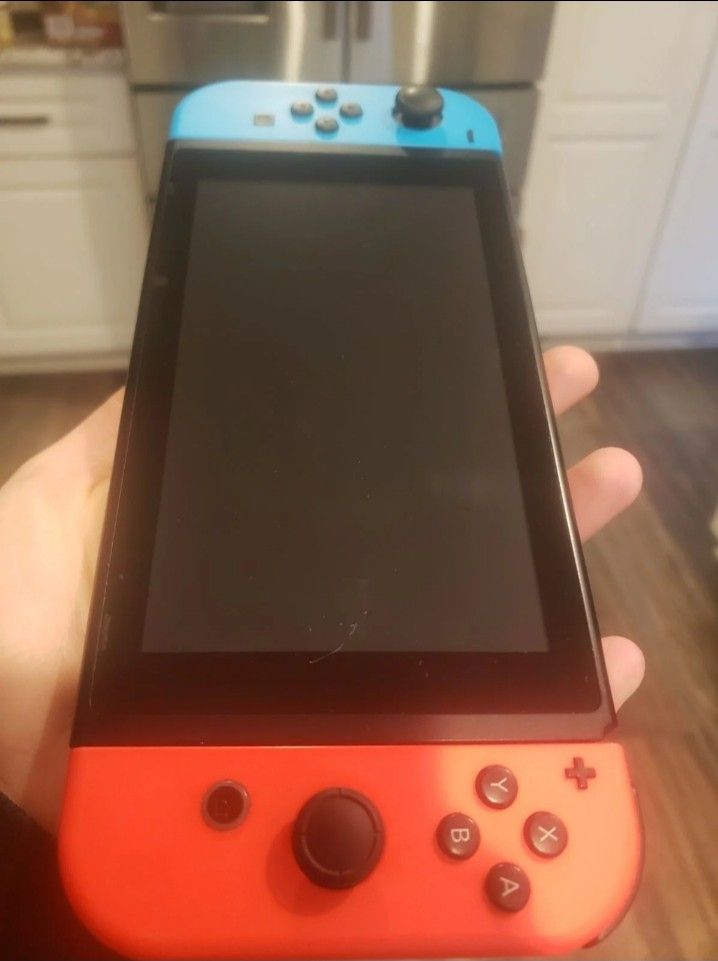 Nintendo Switch 