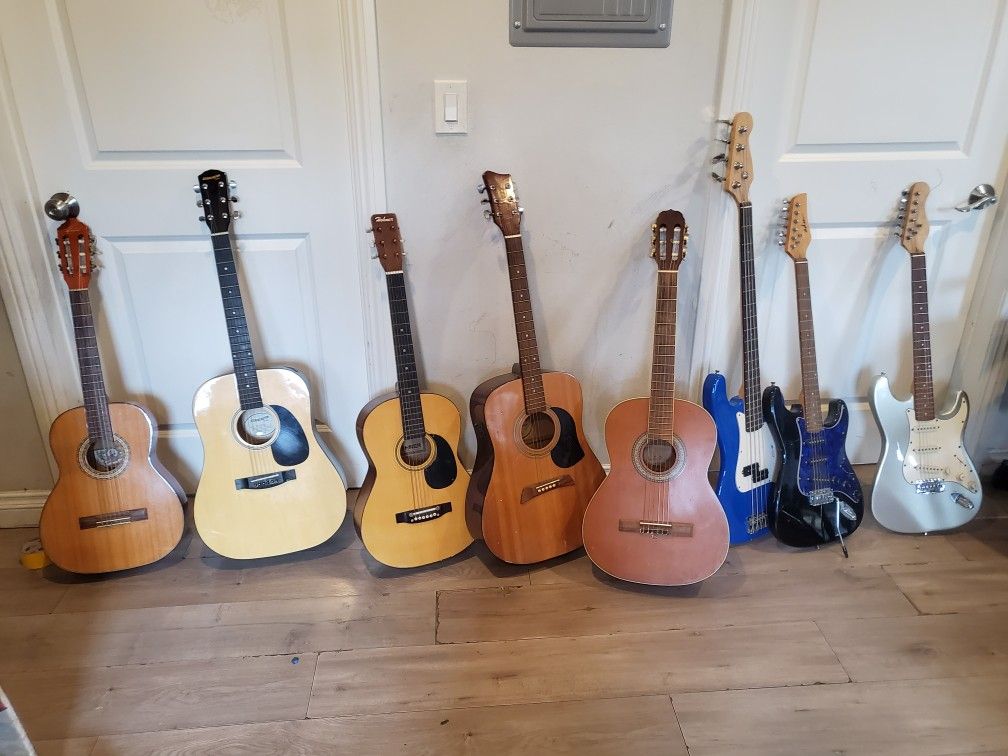 5 Guitarras Acústica 1 Bajo Y 2 Guitarras Electrica
