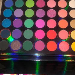Make Up 