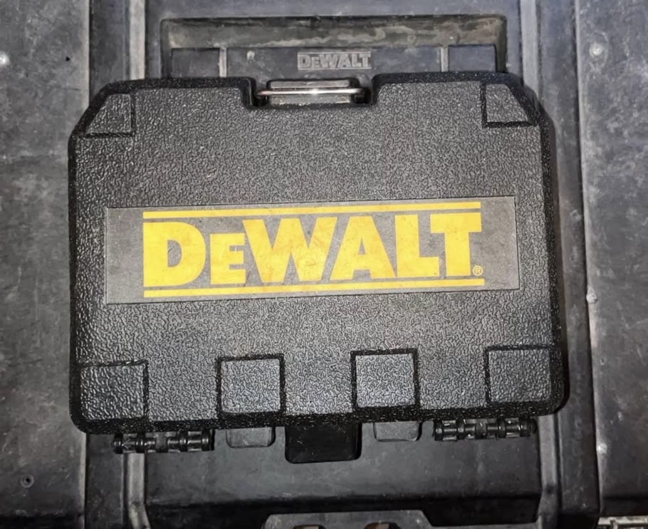 DeWalt Red 3 Spot Laser Level