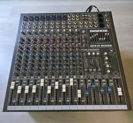 Mackie CFX12 mkII 12-Channel Mixer with EMAC Effects & Power Cord