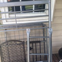 Comes With Bolts