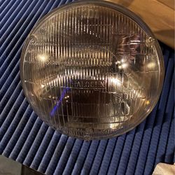 GE 2D1 Headlights (2)