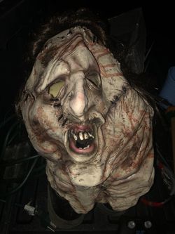 Halloween masks & costumes