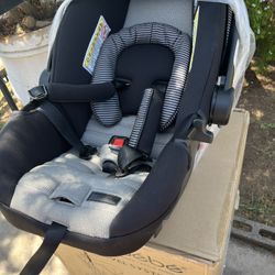 Monbebe Infant Car Seat