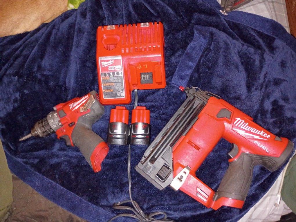 Milwaukee M12 Power Tools W/Batteries