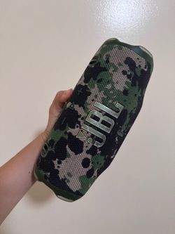 JBL Charge 6 Bluetooth Speaker camo
