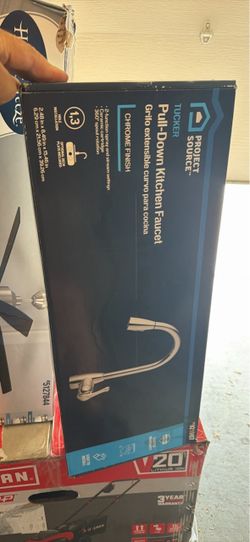 Project Source Tucker Chrome Single Handle Pull-down Kitchen Faucet with Sprayer
