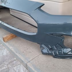 2023 - 2024 HONDA HRV HR-V FRONT BUMPER COVER GENUINE USED OEM.  Y11