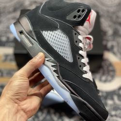 Air Jordan 5 Retro  Black Metallic Reimagined