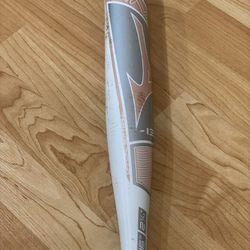 Jenny Finch Mizuno -13 Alloy Softball Bat 29in 16oz