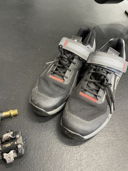 Mountain Road Bike Shoes Size 9