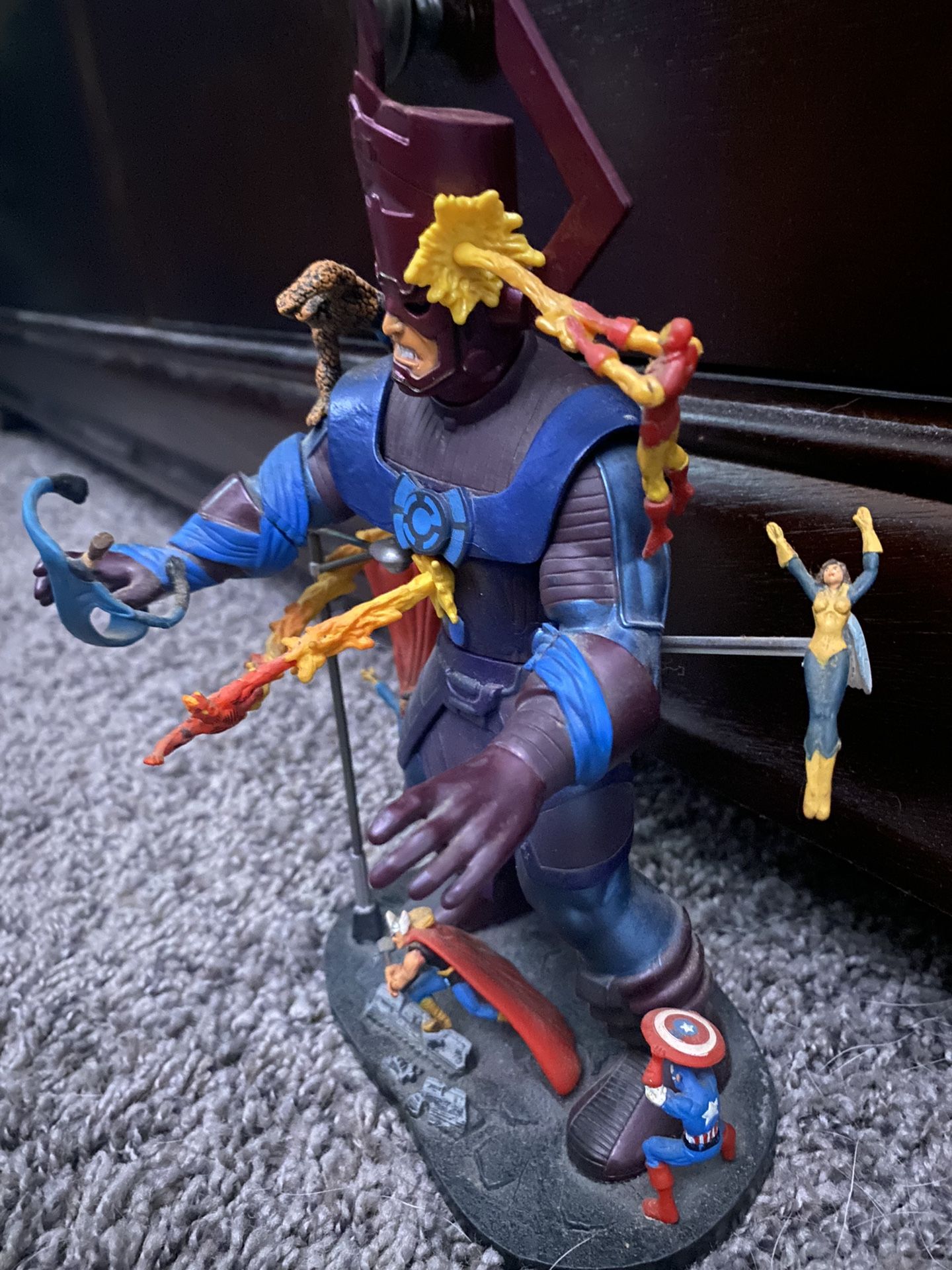 2006 Galactus Versus Everyone ToyBiz MARVEL Legends Series