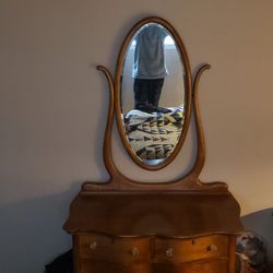 Antique American Birds Eye Maple Vanity Dresser w/Mirror - Early 1900s