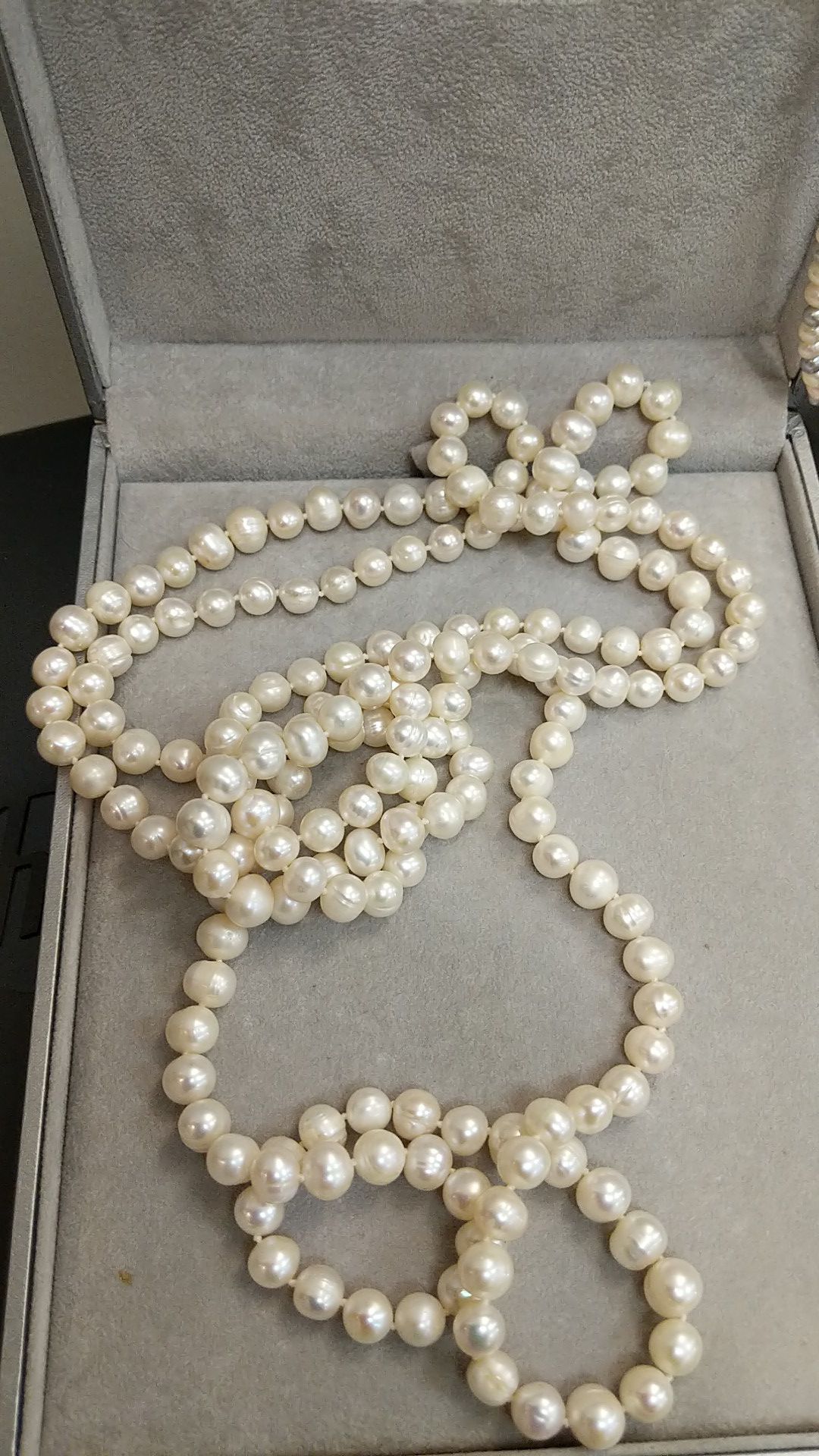 NATURAL PEARL LONG NECKLACE