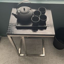 Coastal Croc Embossed Side Table - Black / Silver 
