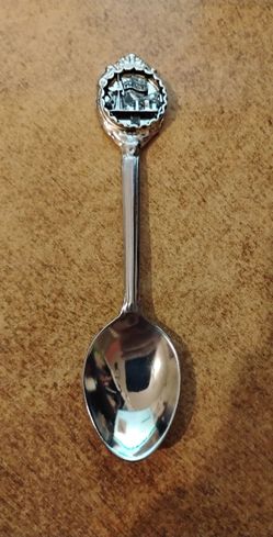 Canadian souvenir collector teaspoon