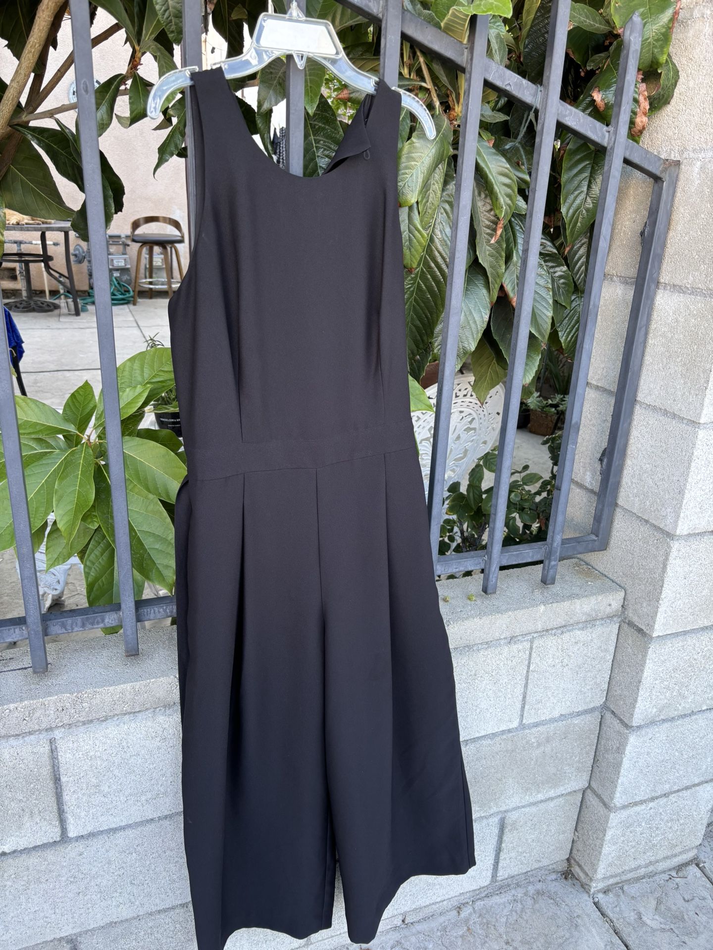 women’s clothes size large,