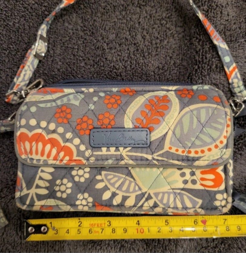 Beautiful Vera Bradley Blue/Green Petite Floral Crossbody Wristlet Purse 6x4