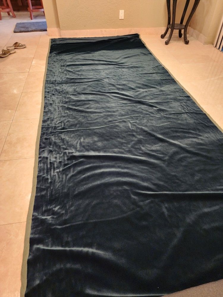 18 Yard Roll Of Velvet Mohair Fabric 