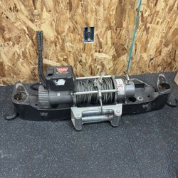 Worn 9.5 XP (9,500 lb) Industrial Winch – Used, Excellent Condition w/ Control