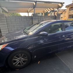 Hyundai Sonata - 2011 For Parts Or Repair