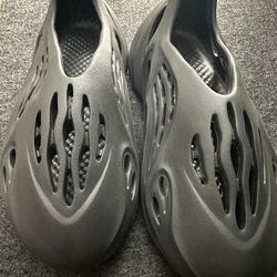 Adidas Yeezy Foam RNR