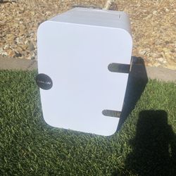Small Petite White Mini Fridge