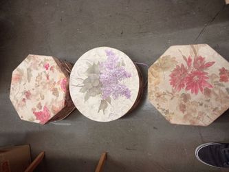 Nice vintage head boxes$30 for all of