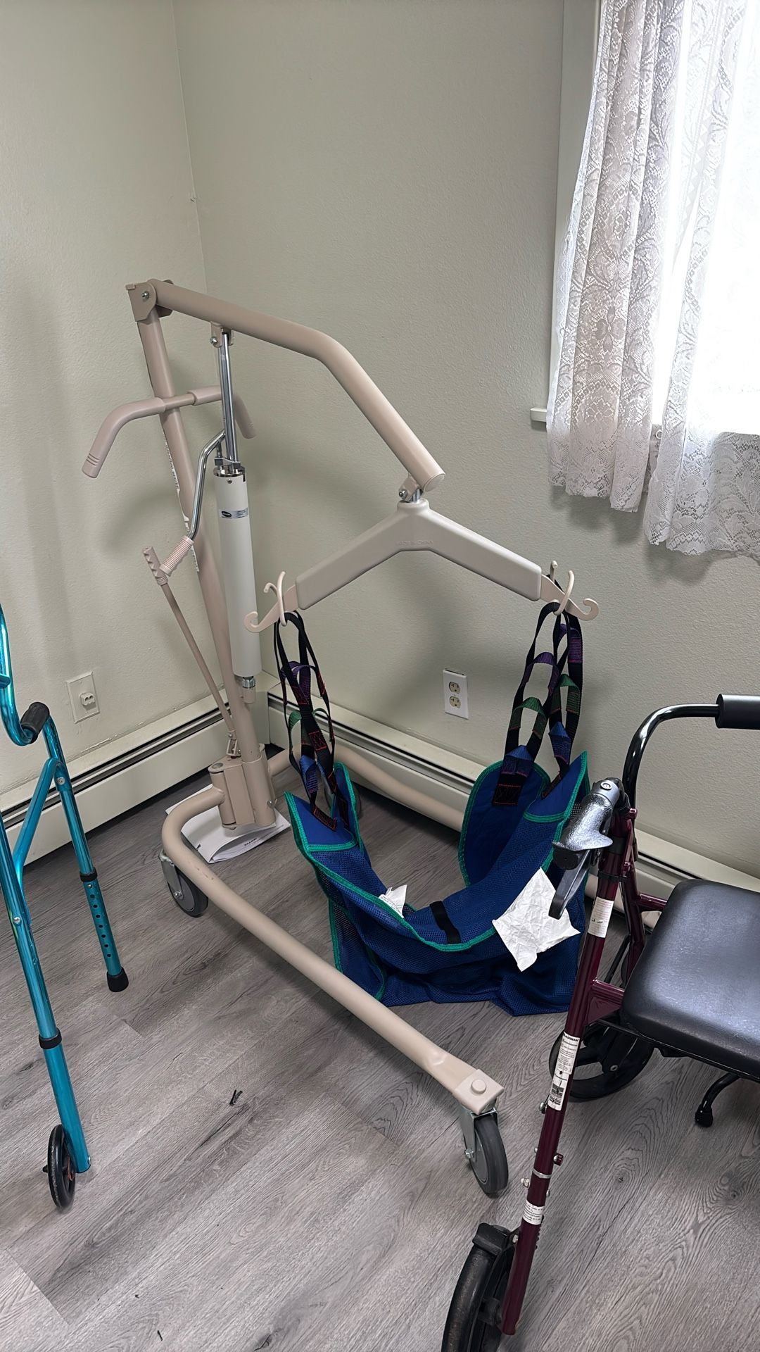 Portable Patient Lift And Sling
