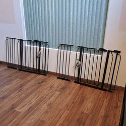 Extra Wide Safety Gate / Pet Gate - Fits Openings 29” - 49”