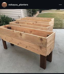 CUSTOM PLANTER BOXES