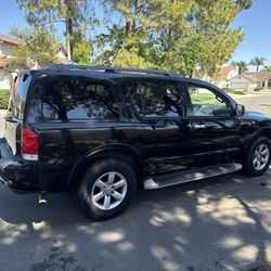 2013 Nissan Armada