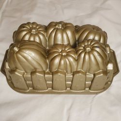 Nordic Ware Pumpkin Harvest Loaf Pan 