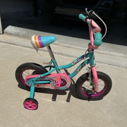 Girls Schwinn Bike For Sale!!!!!