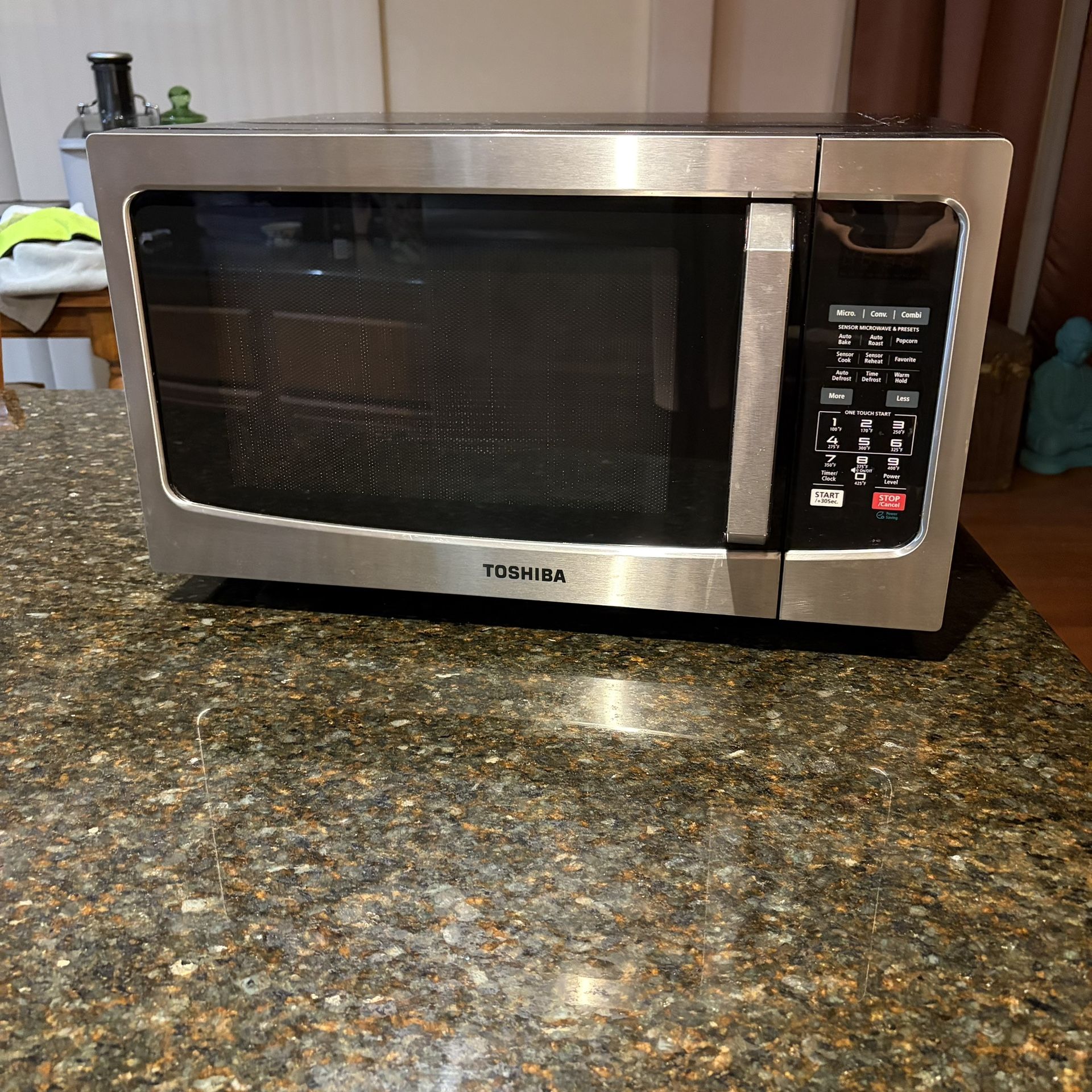 Toshiba EC042A5C- SS 1.5 Cu. Ft. Convection Microwave Oven-