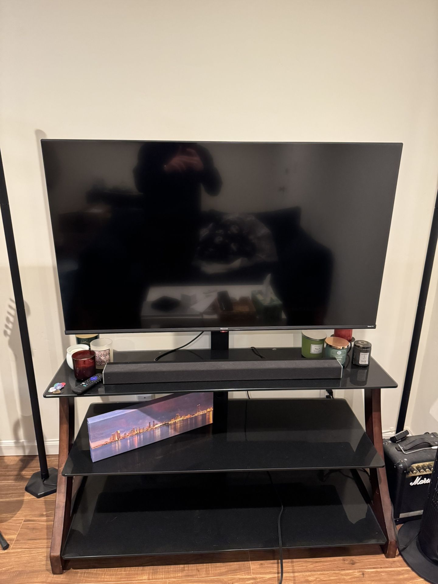 50” Hisense TV