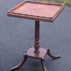 antique table 