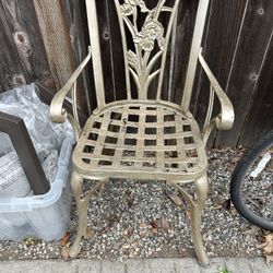 Aluminum Iris Chair