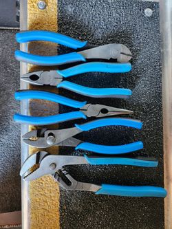Cornwell Pliers set